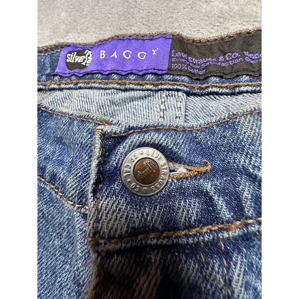 Vintage Levis SilverTab Baggy Jeans 36x30 Medium Wash Denim Made in USA 90s - Picture 9 of 13
